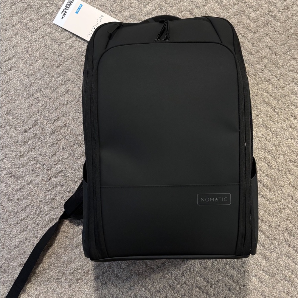 Nomadic Travel Pack 20L
